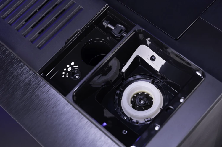 X85_04.jpg